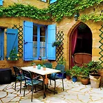 La Lanterne D'hotes Bed & Breakfast Sarlat