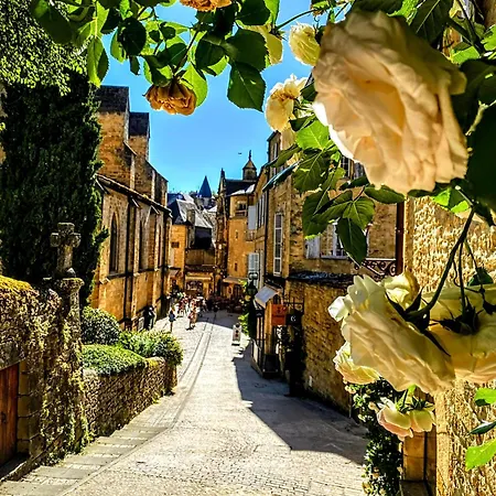 La Lanterne D'hotes Bed & Breakfast