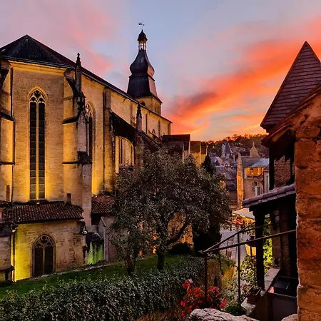 La Lanterne D'hotes Bed & Breakfast 3*