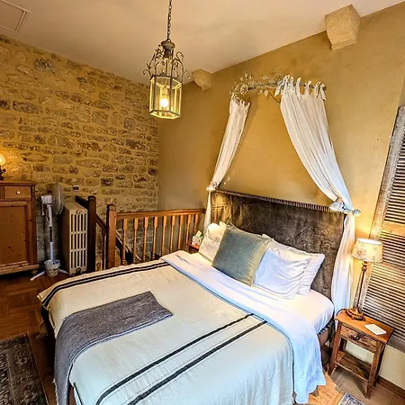 La Lanterne D'hotes 3*