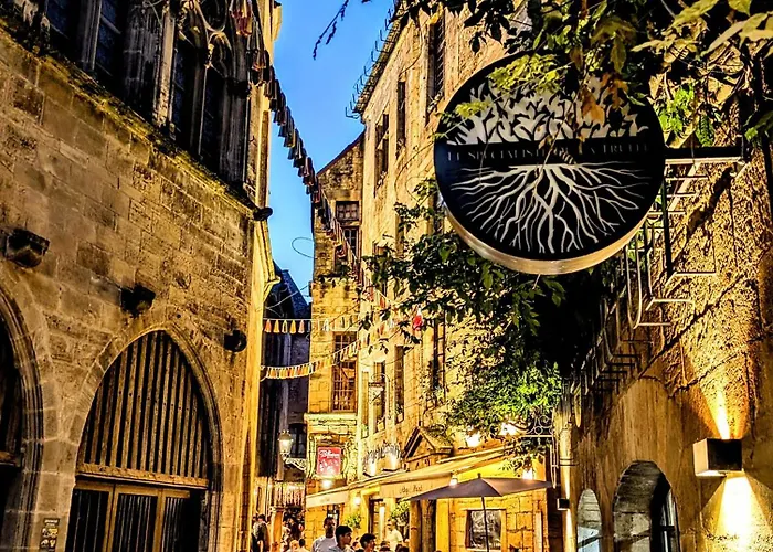 La Lanterne D'hotes 3* Sarlat-la-Caneda